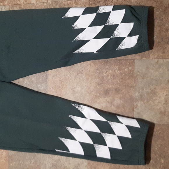 New. Men's Adidas Originals Rekive Graphic Joggers. Size Small. - Picture 3 of 8